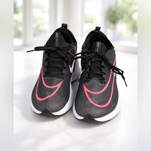 Nike Zoom Fly 4 Black Sneakers with Pink Accents and White Midsoles size 10 EUC